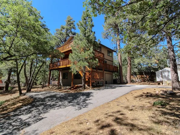 1772 Columbine Dr, Big Bear City, CA 92314