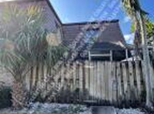 7482 Courtyard Run E #E, Boca Raton, FL 33433