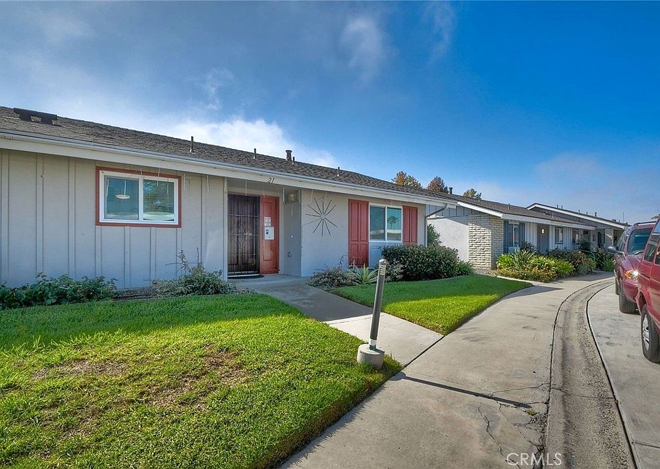 1st image of 3615 Vista Bella Unit 21