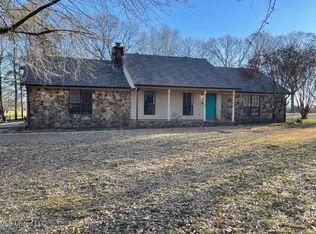 334 Shaker Dr, Senatobia, MS 38668