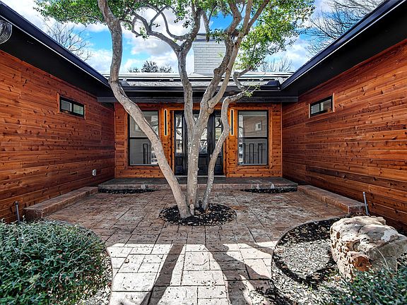 4th image of 7992 Fallmeadow Ln
