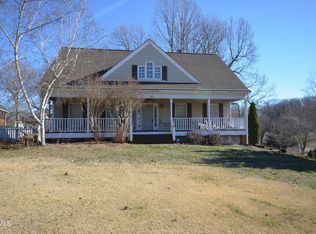 303 Ova Edwards Ct, Jonesborough, TN 37659