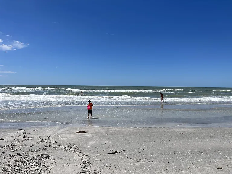 Gulf Blvd — Photo 23