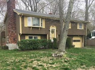 53 Tanglewood Dr, Swansea, MA 02777