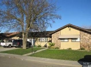 1200 Charity Ln, Dixon, CA 95620