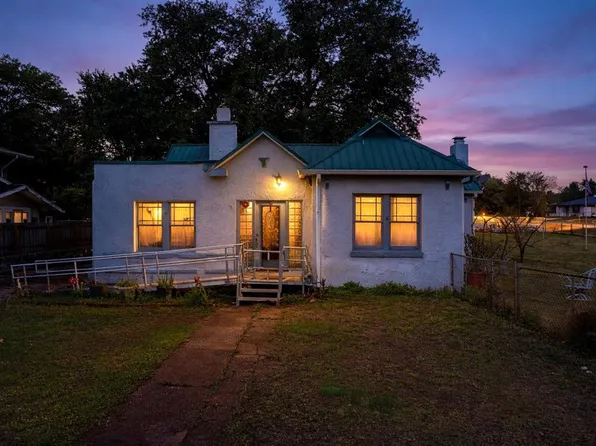 530 S 7th St, Lake Wales, FL 33853