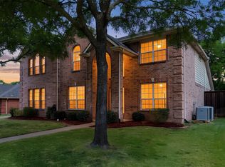 3905 Park Wood Dr, Corinth, TX 76208