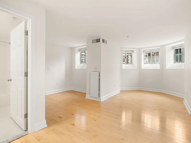 20 Chapel St #309B — Photo 23
