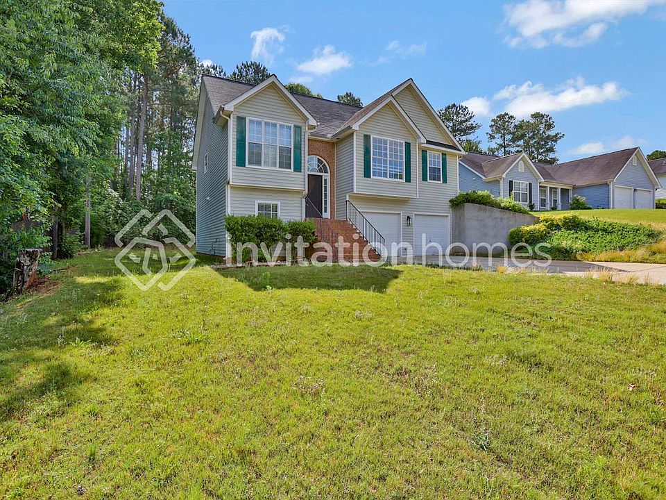 1st image of 352 The Gables Dr