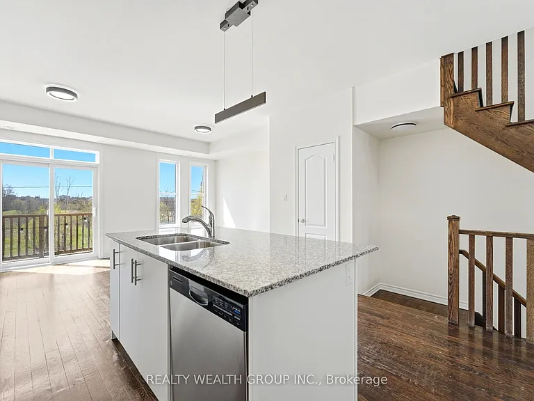 7 City Park Cir — Photo 8
