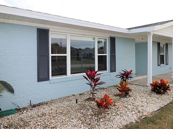 3rd image of 26 Surfside Dr