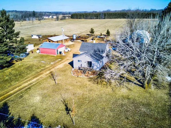 3206 YELLOWSTONE DRIVE, Milladore, WI 54454