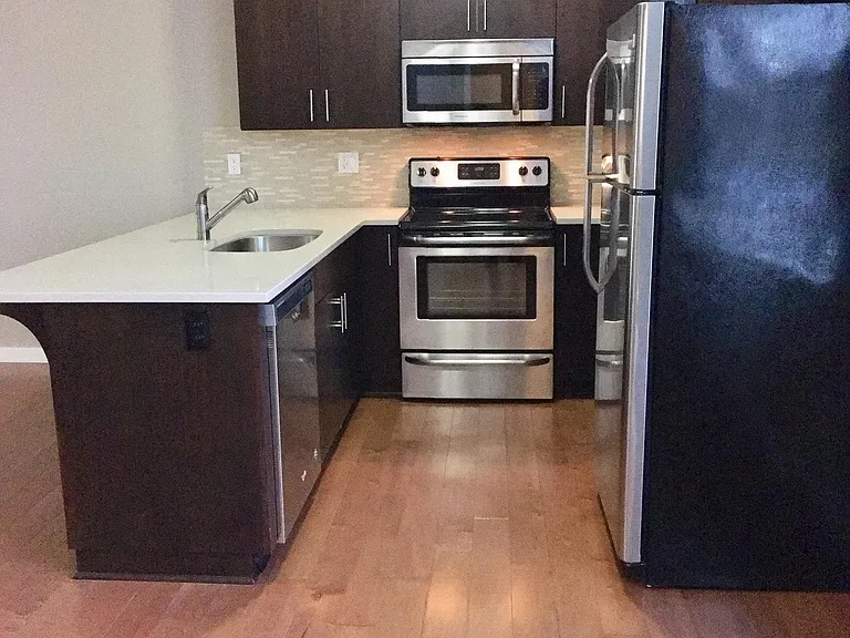 460 NE Simpson St — Photo 5