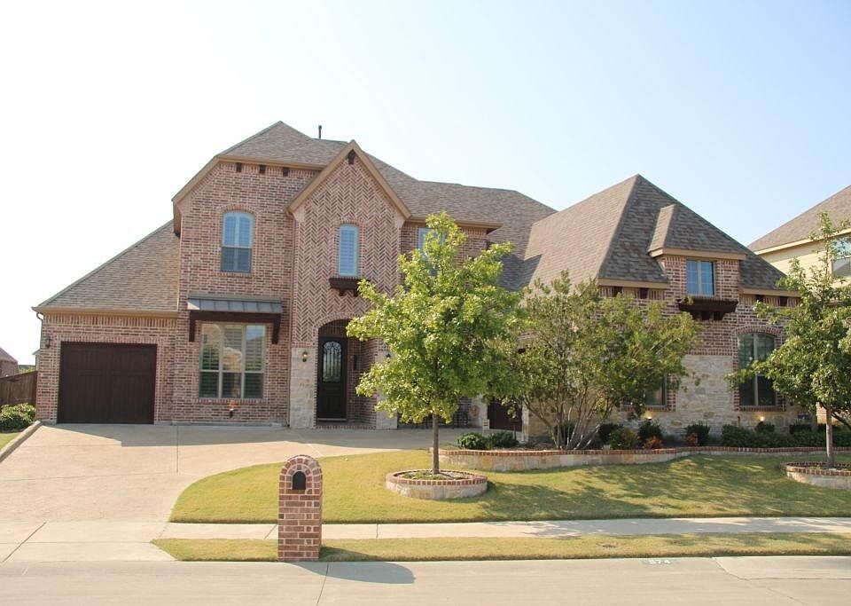 1st image of 574 Featherstone Dr