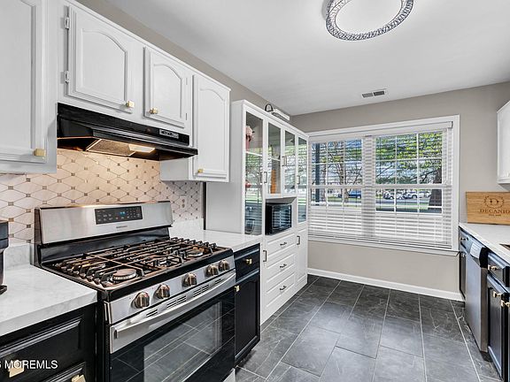 4th image of 103 Cypress Court