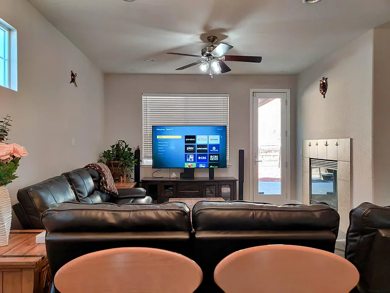 Lawlor Ct — Photo 2