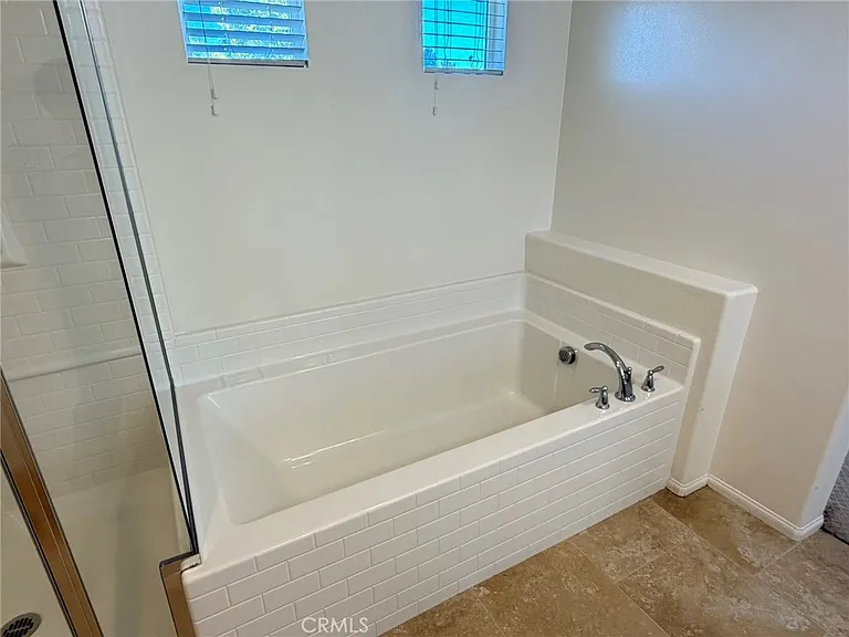 42688 Azure St — Photo 29