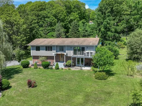 78 Grandview Drive, Bloomingburg, NY 12721