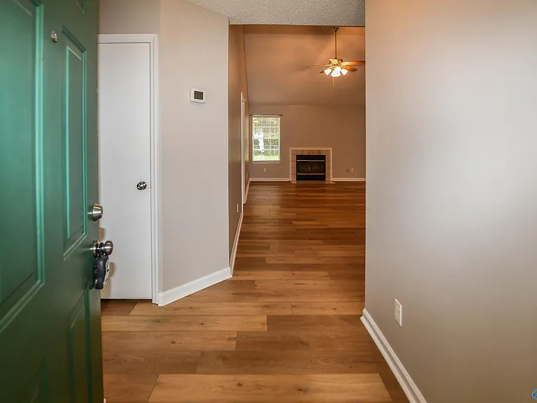 108 Portal Ln — Photo 2