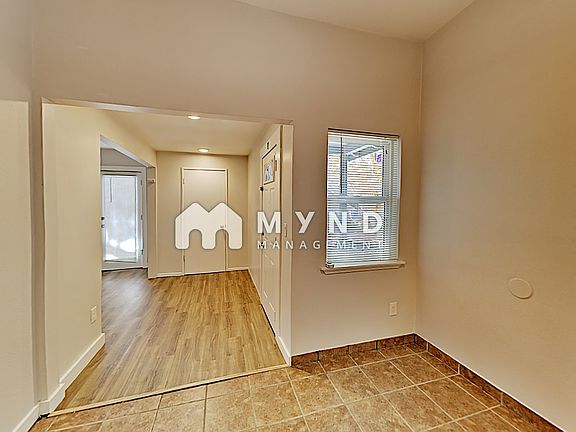 4th image of 519 T St Unit 206