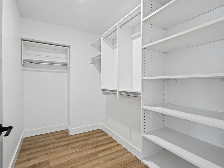 NorthWest TownHomes — Photo 32