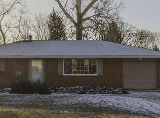 10 Woods Rd, Springboro, OH 45066