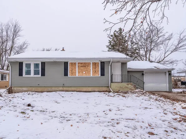 409 N Iowa Ave, Villa Park, IL 60181