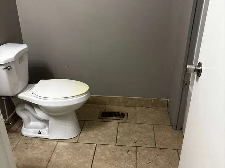 6521 Cissna Dr — Photo 11