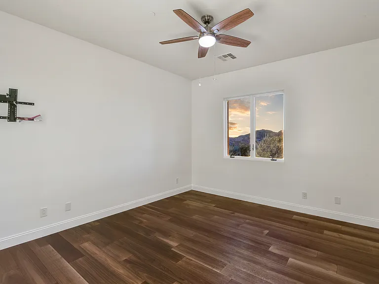 Second Bedroom Upstairs
