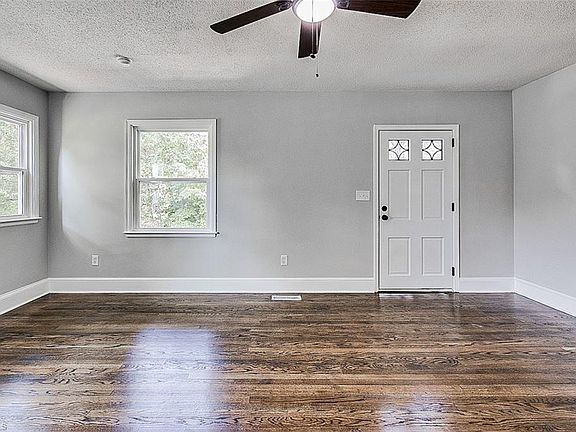 2nd image of 100 Daniels St