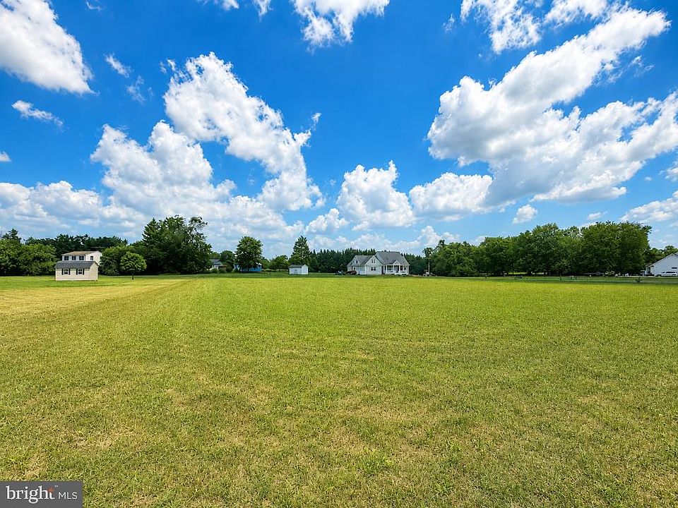1st image of 23440 Grampton Rd