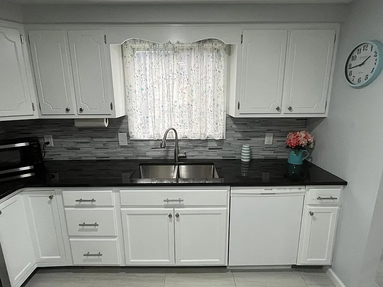 44 Fairelm Ln #1 — Photo 3