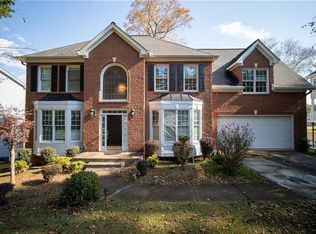 2265 Wildwood Lake Dr, Suwanee, GA 30024