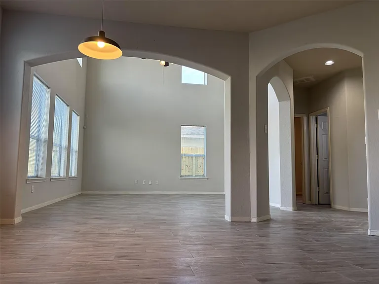 21518 Haylee Way — Photo 12