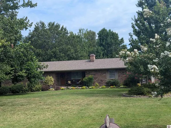 186 Natchez Trce, Mayfield, KY 42066