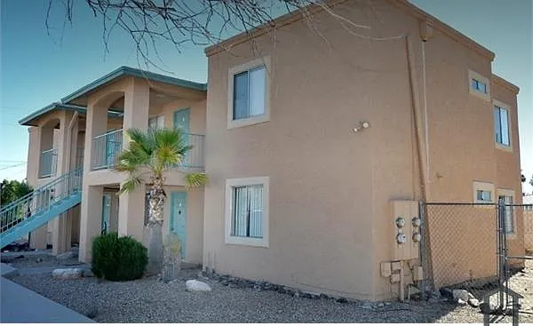 3 bed, 1050 sqft, $1,475 — Photo 4