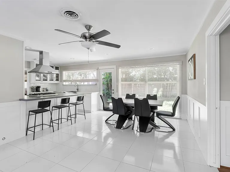 5422 Lincrest Ln — Photo 7
