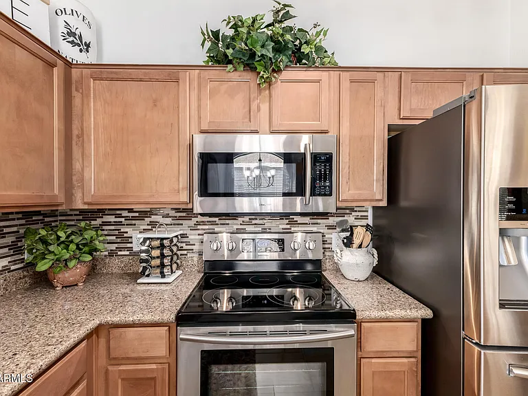 2250 E Deer Valley Rd #15 — Photo 13