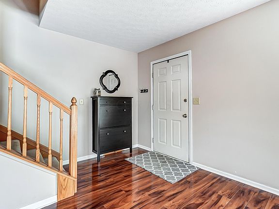 5th image of 5904 Thorngate Dr