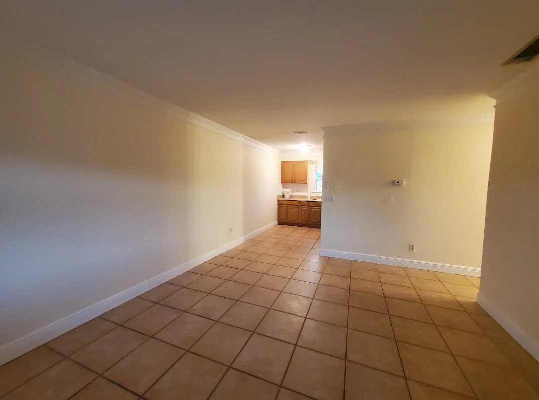 2 bed, 688 sqft, $1,250 — Photo 4