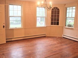 76 Union St, Barre, MA 01005