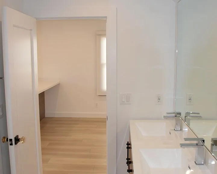 317 Ocean Park Blvd — Photo 38
