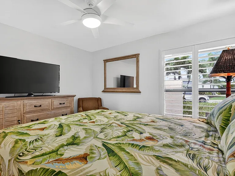 804 Foxpointe Cir — Photo 34
