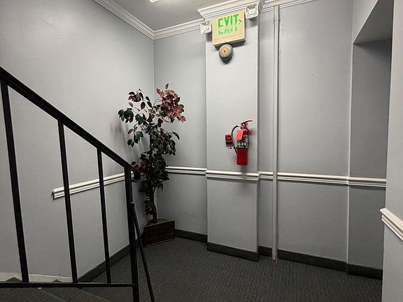5th image of 3319 Liberty Heights Ave Unit 304