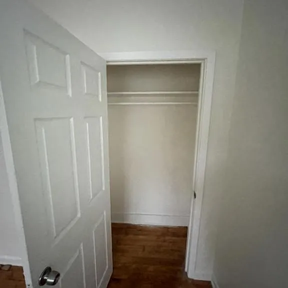 4264 Oxford Ave #4 — Photo 13