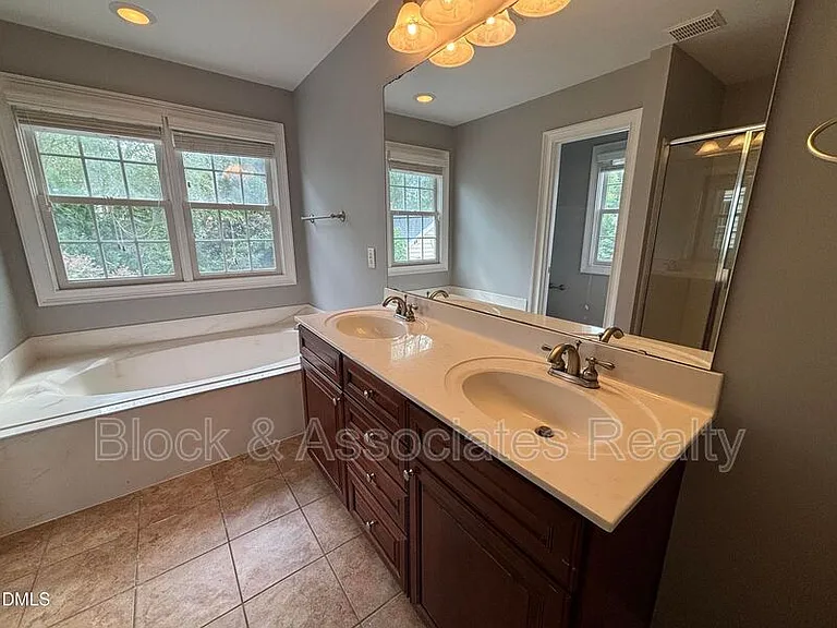 124 Factors Walk Ln — Photo 42