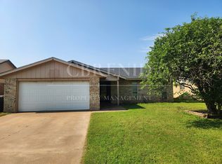 5601 Cedar Ridge Dr, Enid, OK 73703