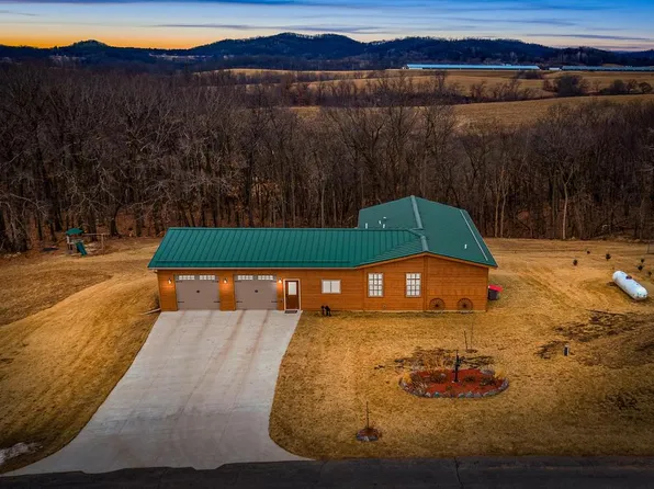 N28695 Quiet Meadow LANE, Blair, WI 54616