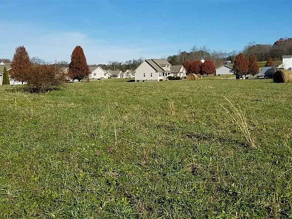 2nd image of Meadowood Pl Lot 33