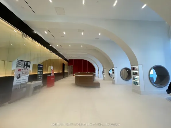 2033 Kennedy Rd N, Toronto, ON